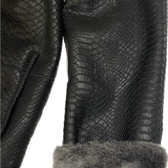 🔥HIDESOCEIETY 100% GENUINE SHEARLING COAT. GENUINE REAL FUR COAT FROM SPAIN - Picture 7 of 14